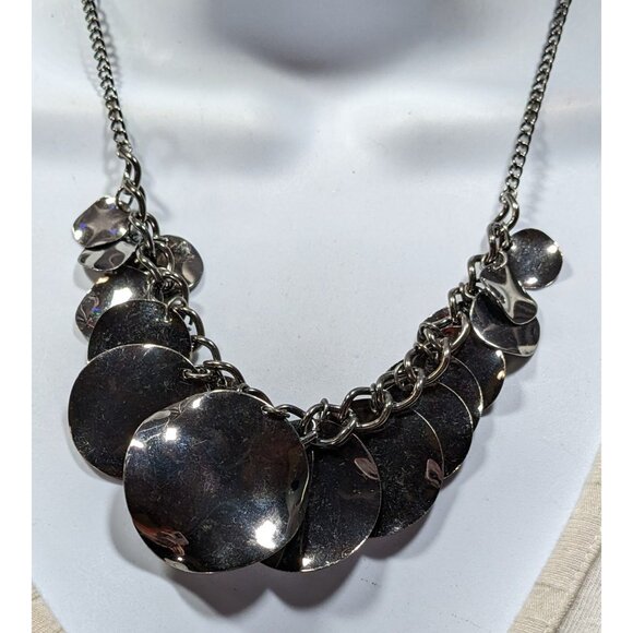 Express Abstract Graduated Disc Fringe Necklace Gunmetal Tone - Picture 2 of 6